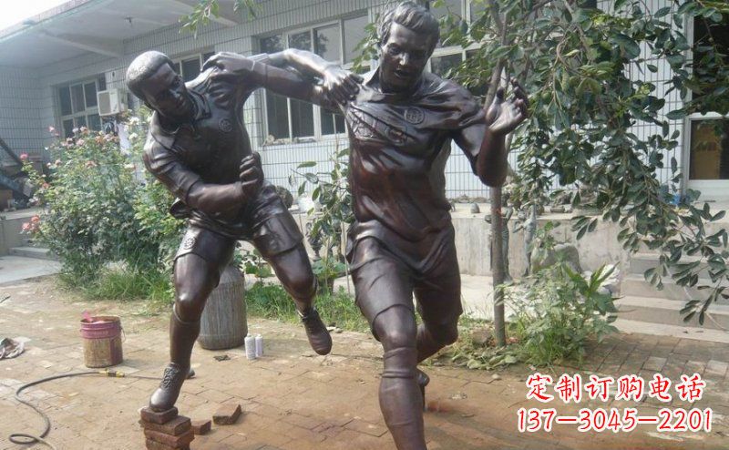 安阳领雕塑卓越的足球雕塑技艺