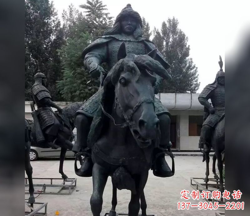 安阳英姿飒爽古代将军骑马铜雕