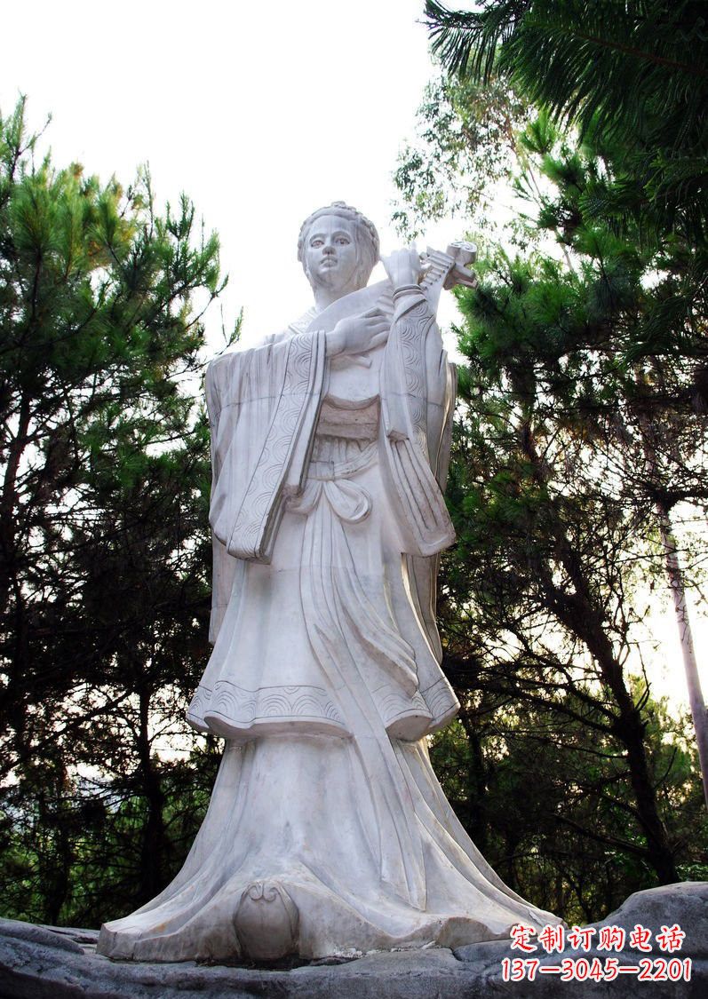 安阳传承古代高贵,纪念王昭君石雕