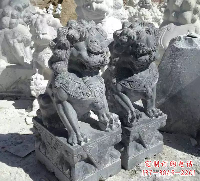 安阳古典青石狮子雕塑