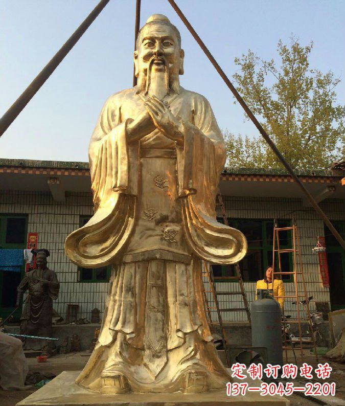 安阳孔子铜雕--象征传统智慧的艺术