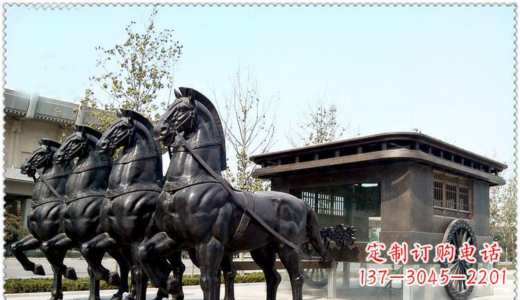 安阳传统古典马车铜雕塑