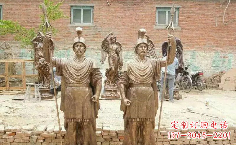 安阳古罗马风情，精致雕刻的“战士雕塑”