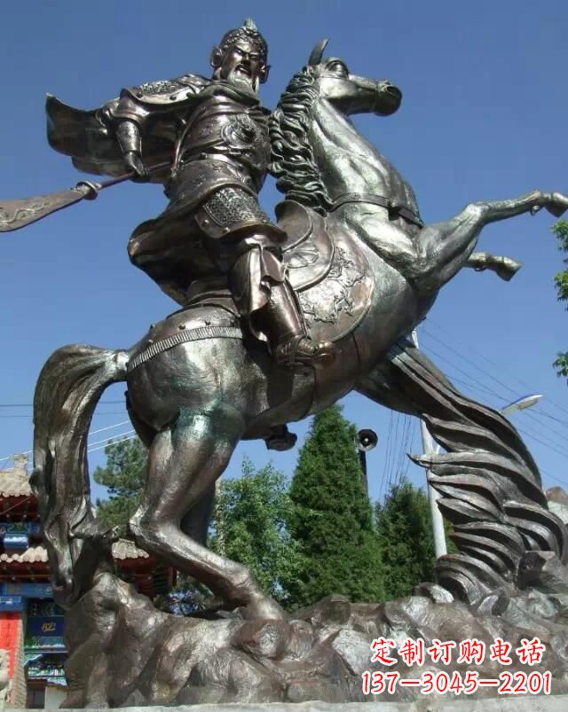 安阳精美绝伦的关公骑马雕塑