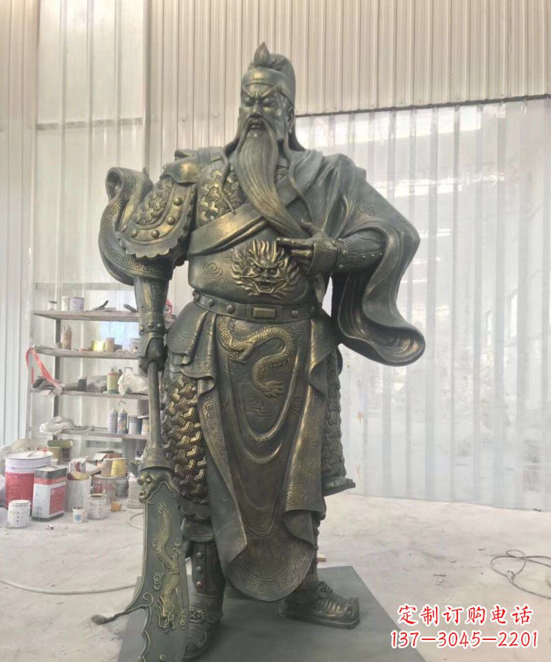 安阳关公铜雕–传承古老的英雄气概