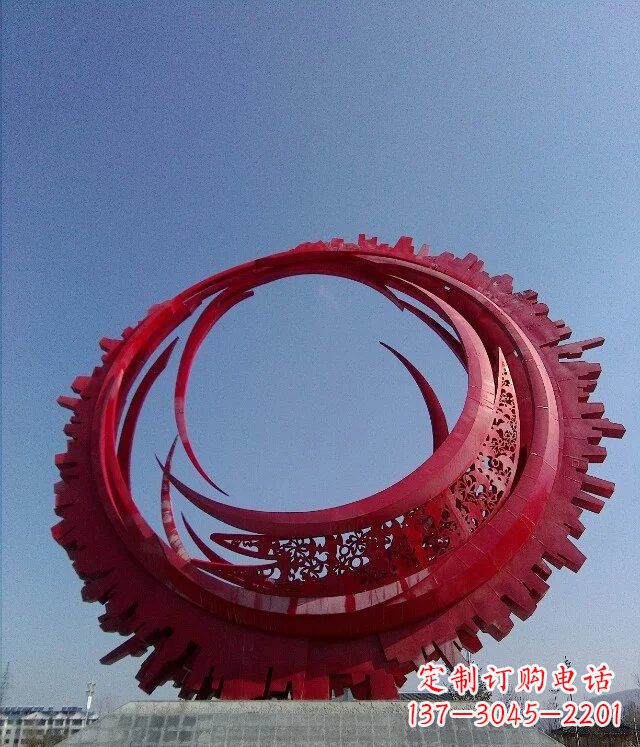 安阳精致而又引人注目的不锈钢齿轮雕塑
