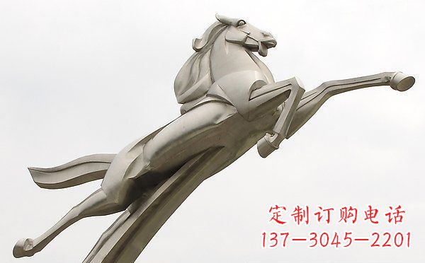 安阳精美不锈钢一马当先雕塑