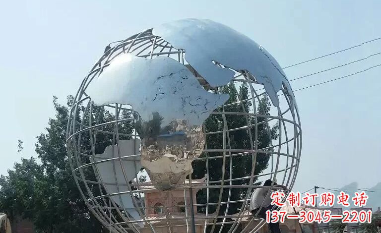 安阳用艺术充实空间,精工制作高品质不锈钢地球仪雕塑