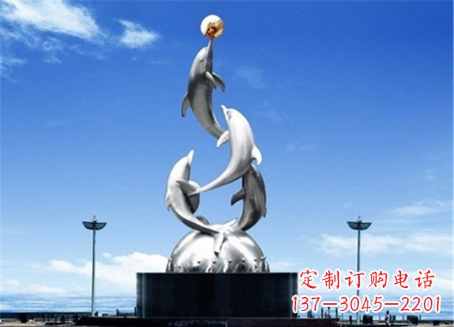 安阳欢腾动物——勇敢的海豚雕塑