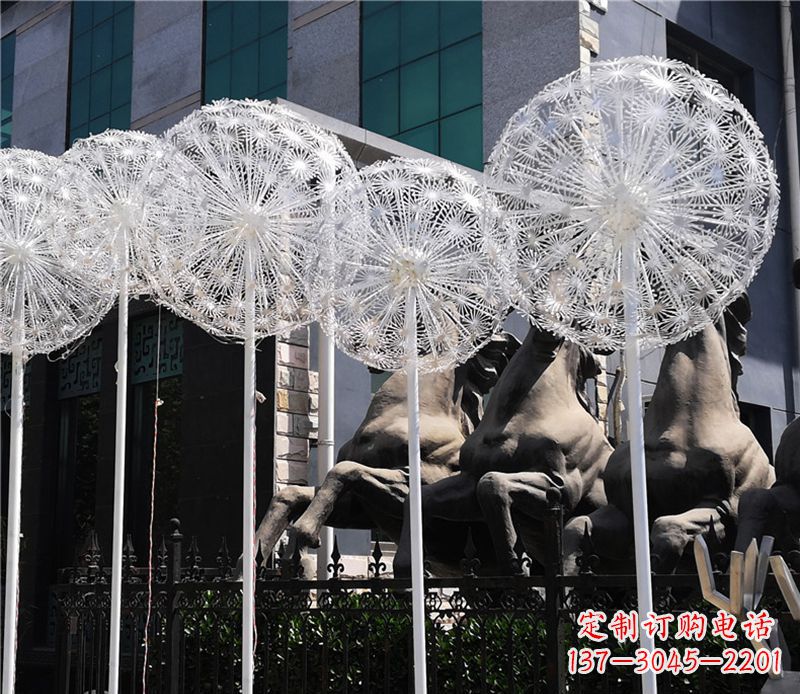 安阳中领雕塑致力打造高档不锈钢蒲公英雕塑