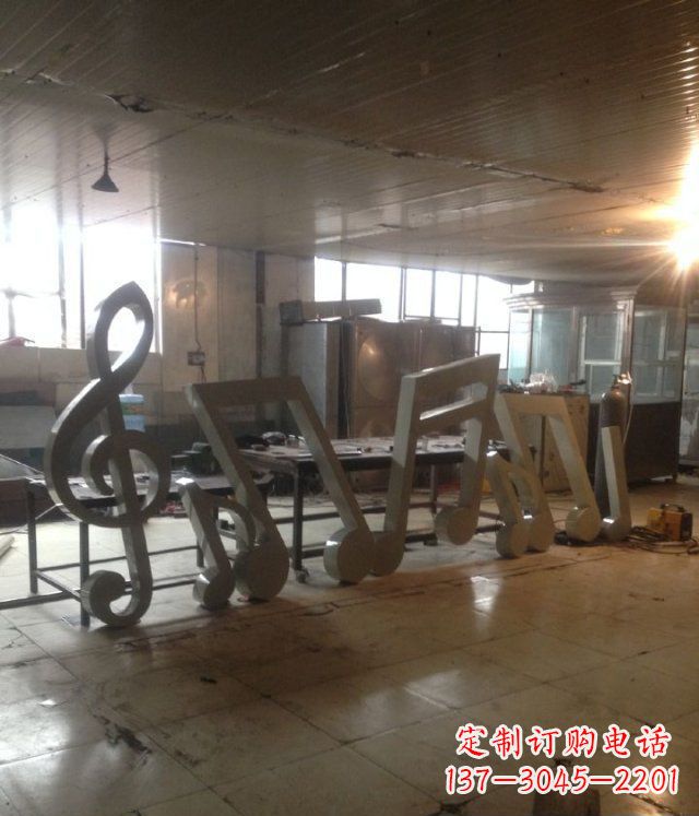 安阳精致不锈钢音符景观雕塑