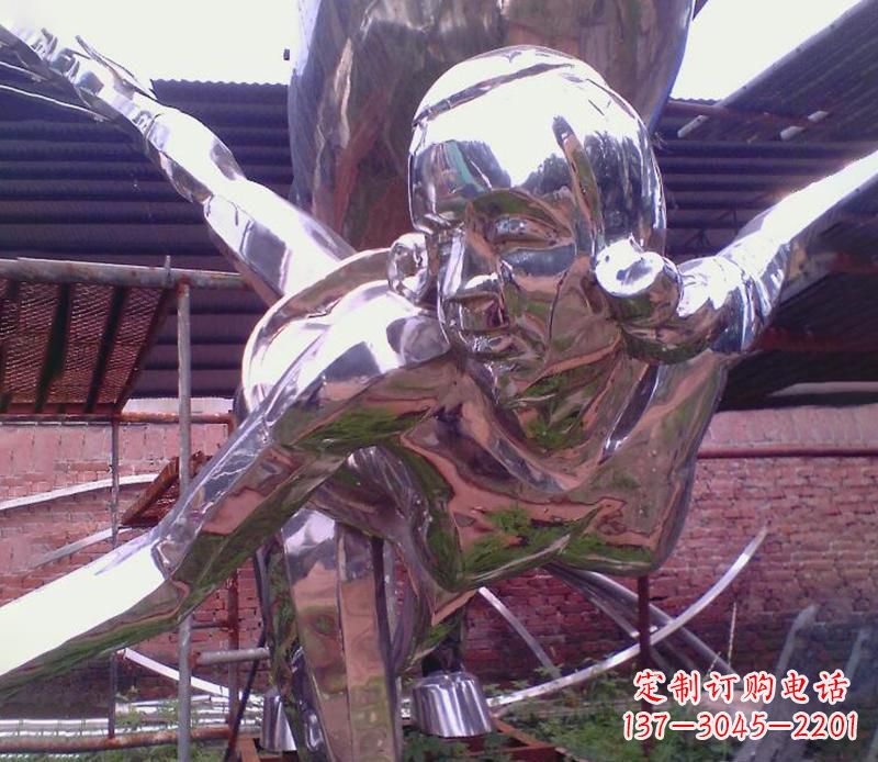 安阳彰显经典风采的不锈钢运动员雕塑