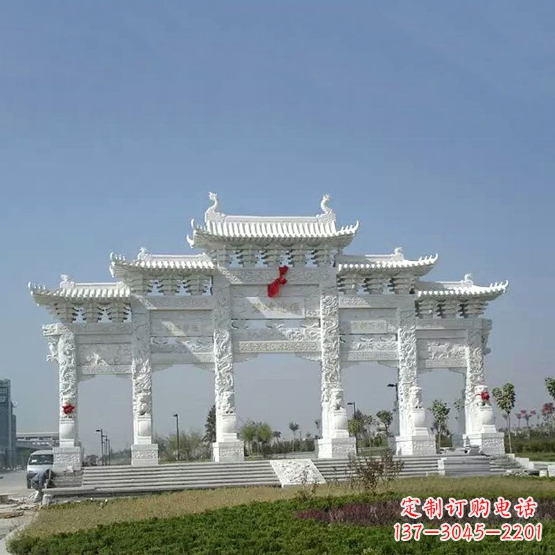安阳精美石牌坊雕塑,美化您的空间