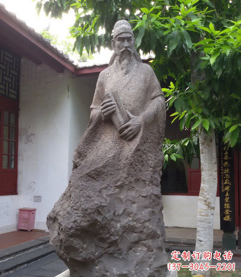安阳领先时代的名人铜雕