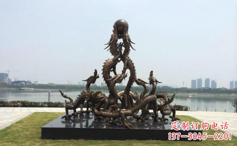 安阳广场九龙不锈钢雕塑,雕刻永恒之美