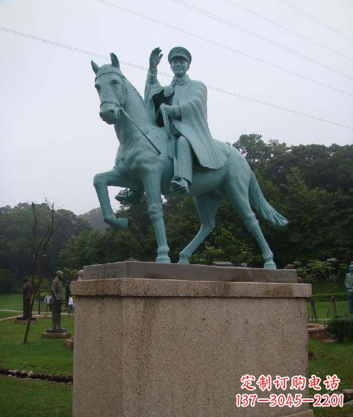 安阳解放军景观铜雕骑马雕塑