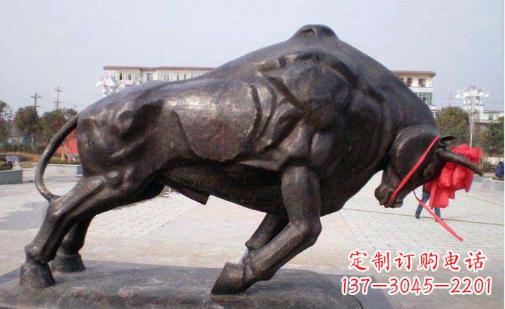 安阳拓荒牛铜雕塑,让您的空间与众不同