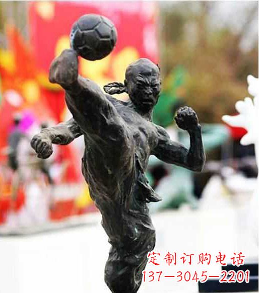 安阳足球雕塑:展现无限自由