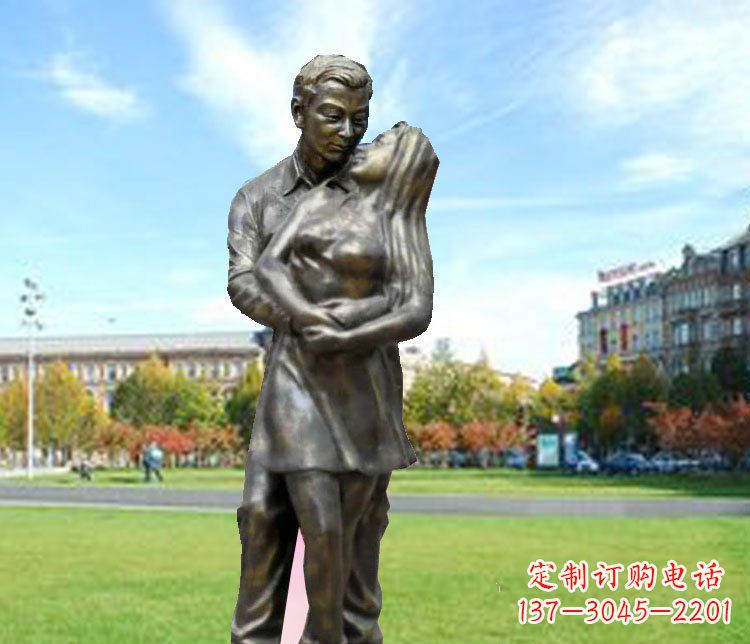 安阳一颗爱的心,用铜雕情侣人物雕塑表达