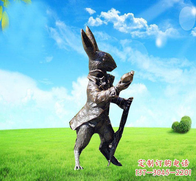 安阳以广场铜雕小兔挖萝卜动物雕塑为你礼赞美好!
