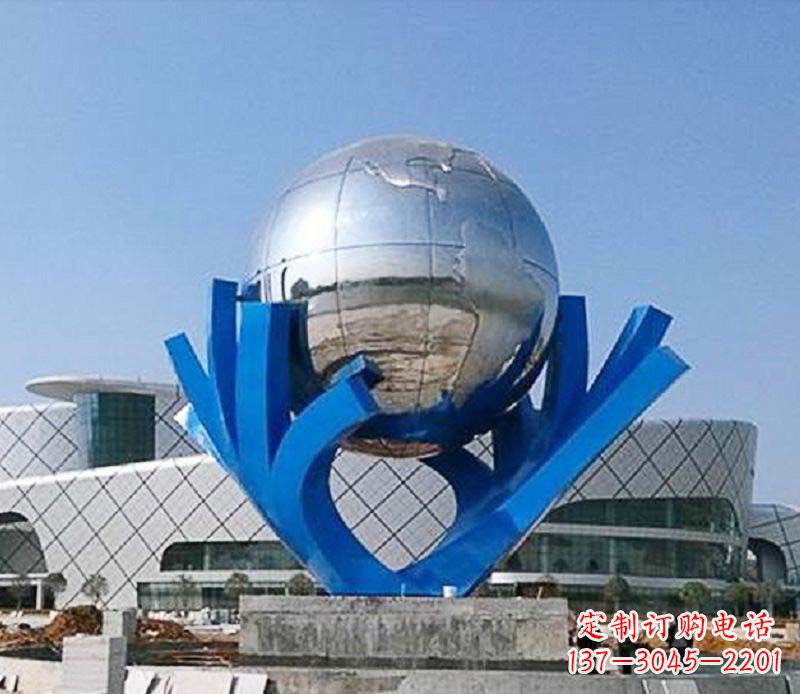 安阳中领雕塑打造把地球握在手中精致不锈钢抽象雕塑