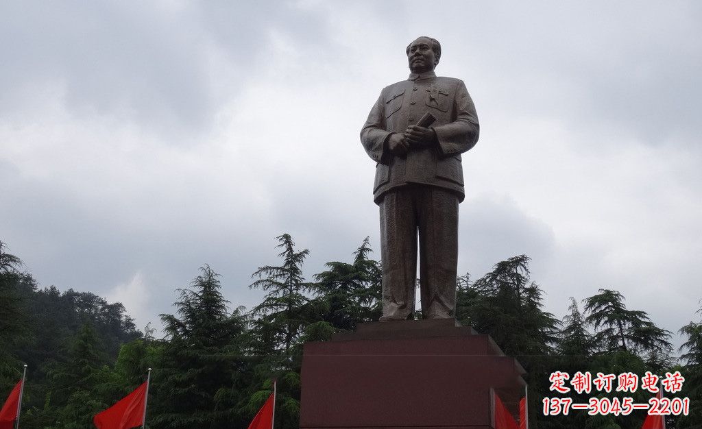 安阳甄选传奇,以毛泽东雕塑勾勒历史轮廓