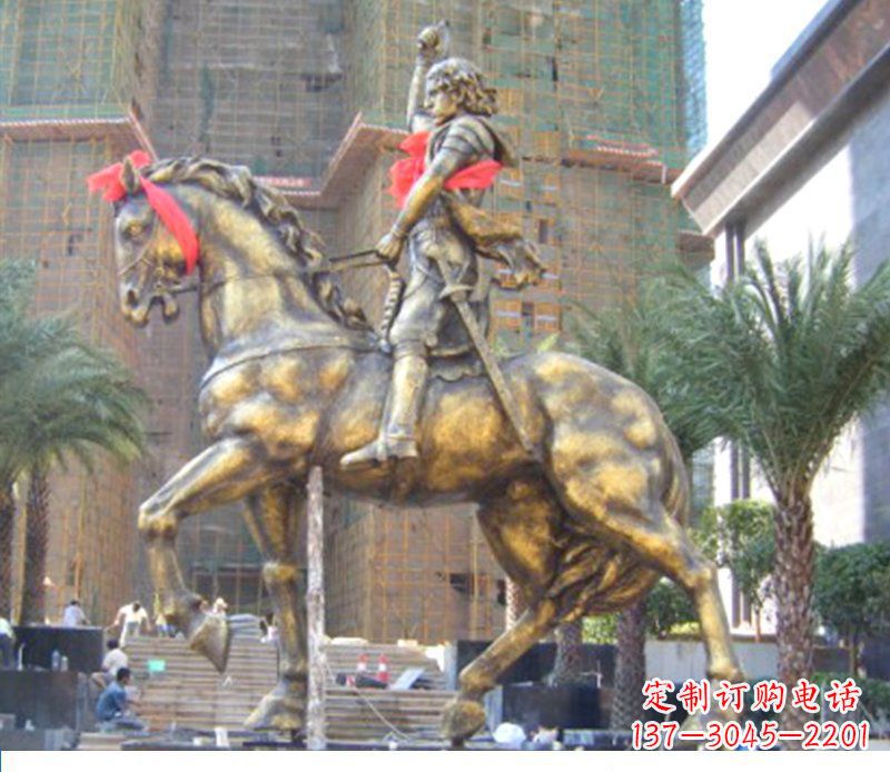 安阳华丽的骑士雕塑,引人注目的西方骑马战士纪念铜雕
