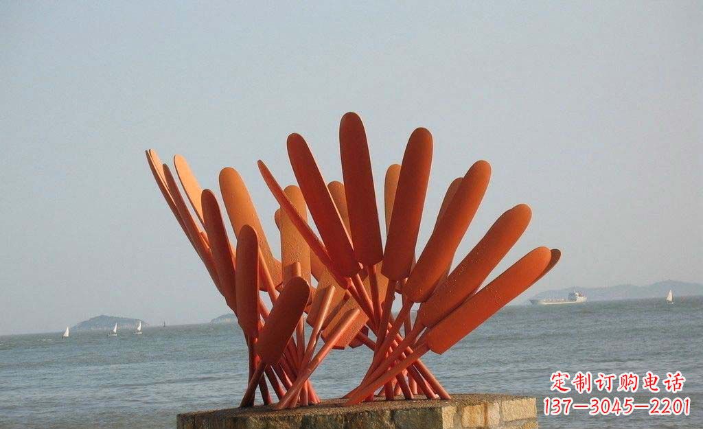 安阳卓越海边，不锈钢抽象船桨雕塑