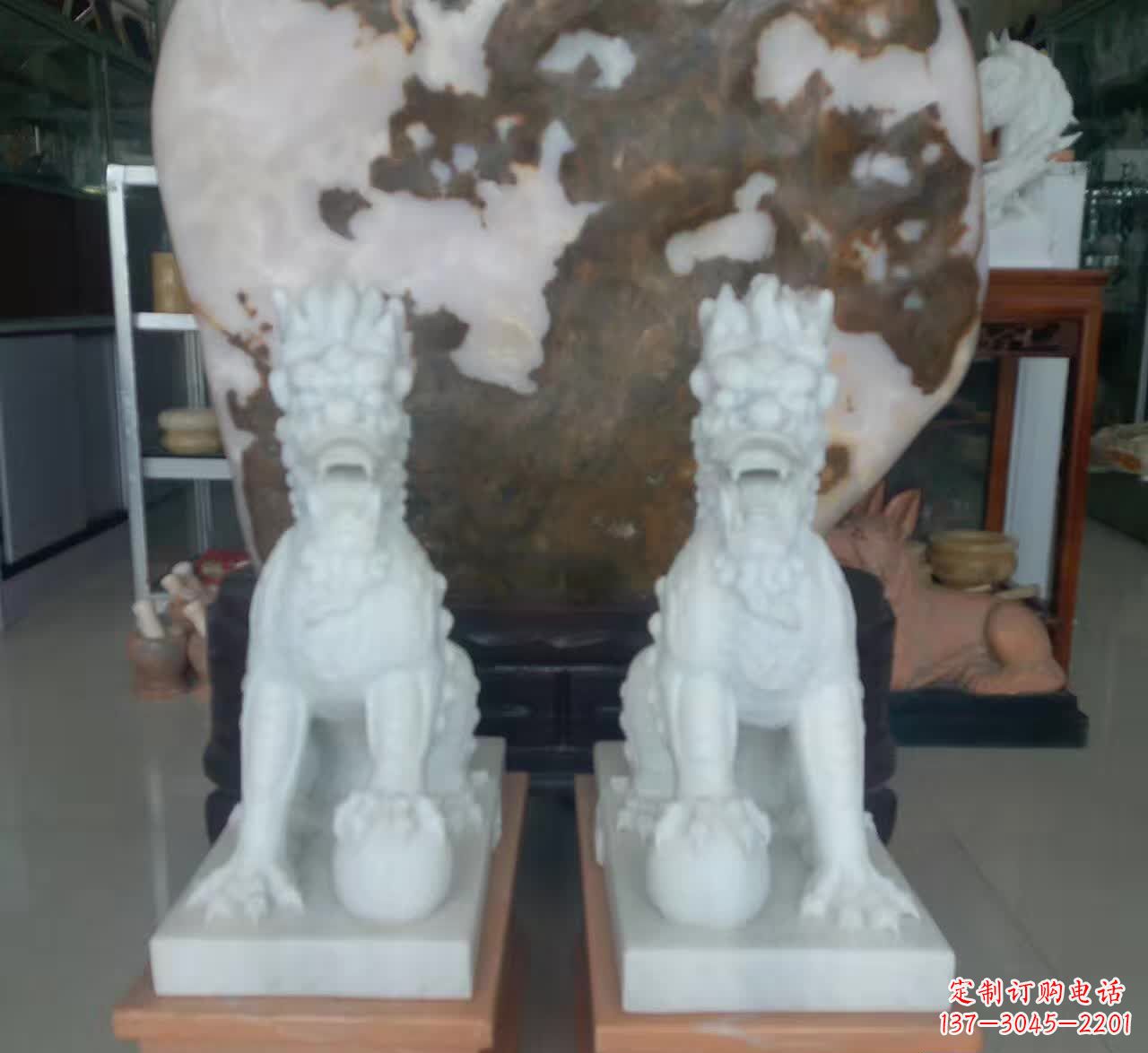 安阳浓情似火热情似红麒麟石雕