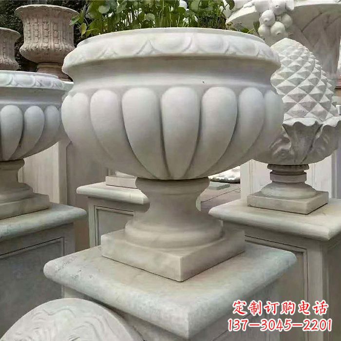 安阳优雅的汉白玉花盆雕塑