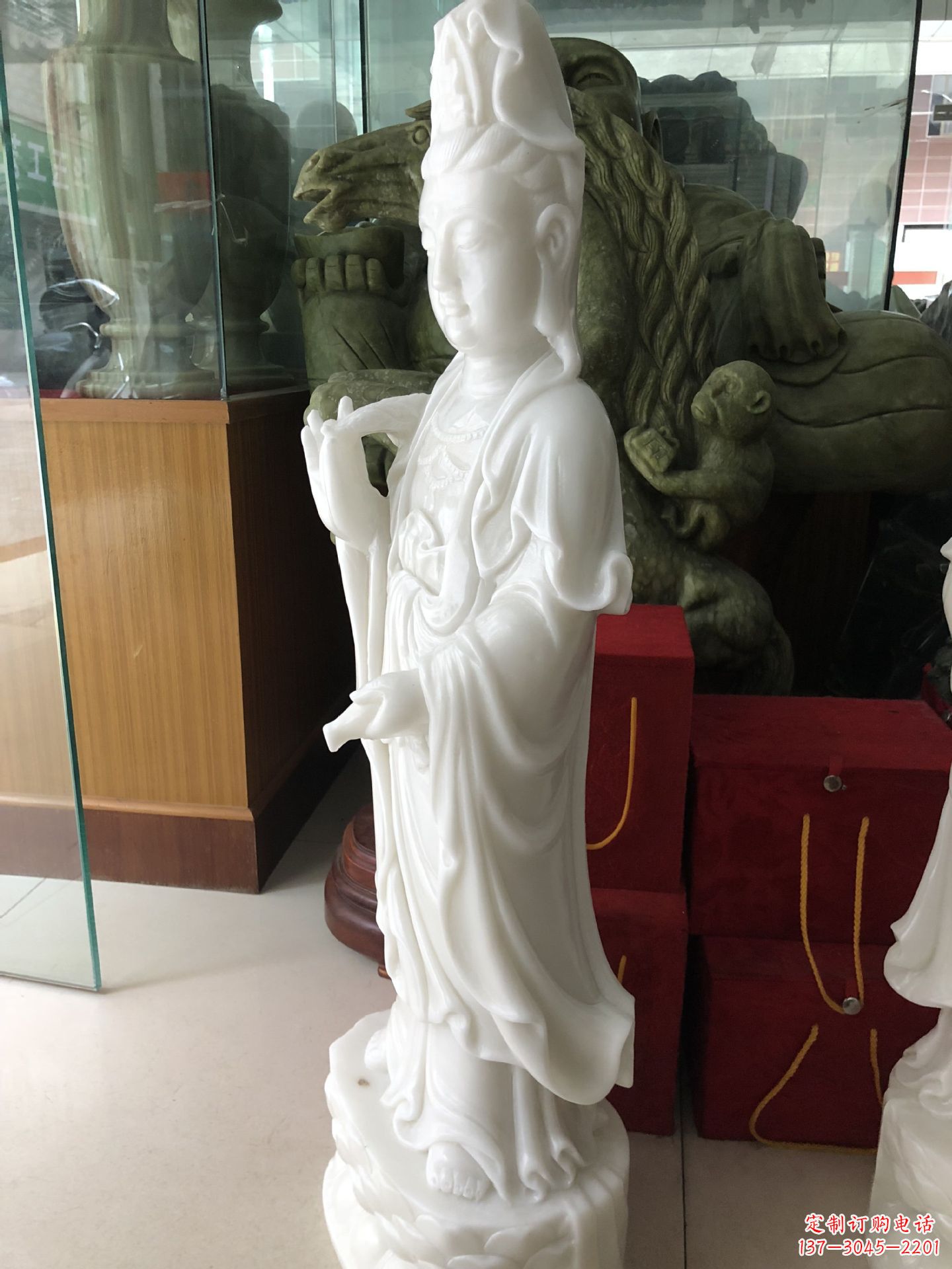 安阳精美汉白玉观音菩萨雕塑