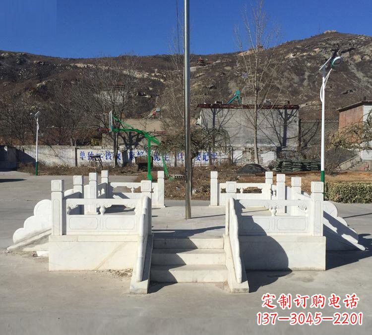 安阳汉白玉雕刻的精致升旗台