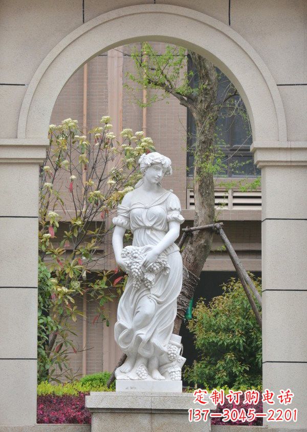 安阳汉白玉精美美女雕塑