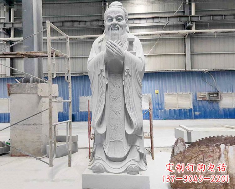 安阳合浦一中孔子雕像,传承文明智慧