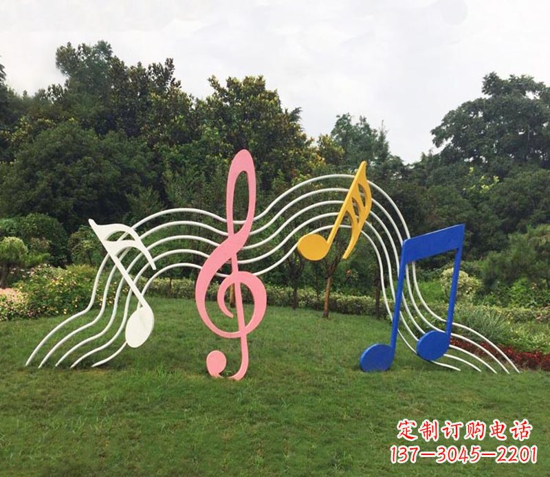 安阳领雕塑:外观精美的不锈钢音符雕塑