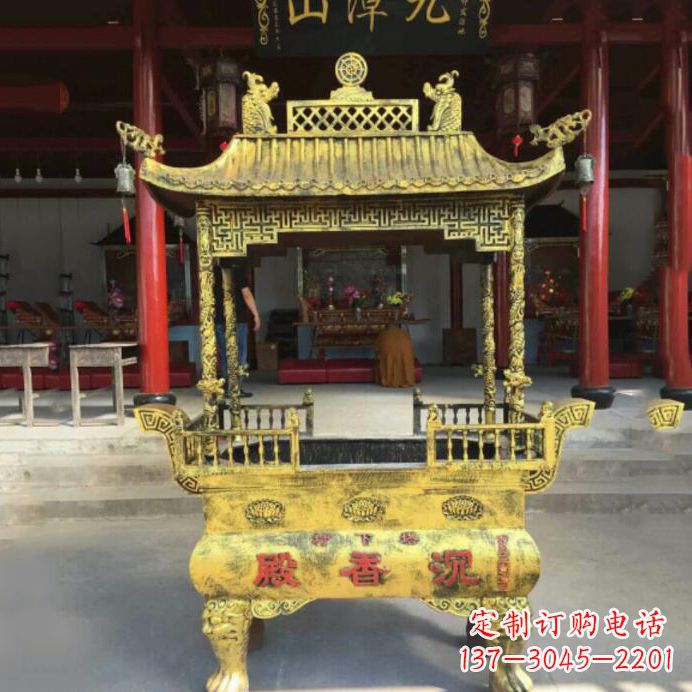 安阳艺术之美,黄铜香炉雕塑