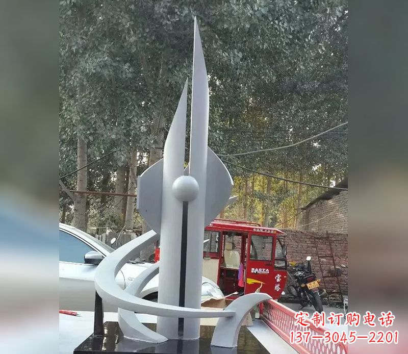 安阳不锈钢火箭剪纸雕塑,展现创新科技美学
