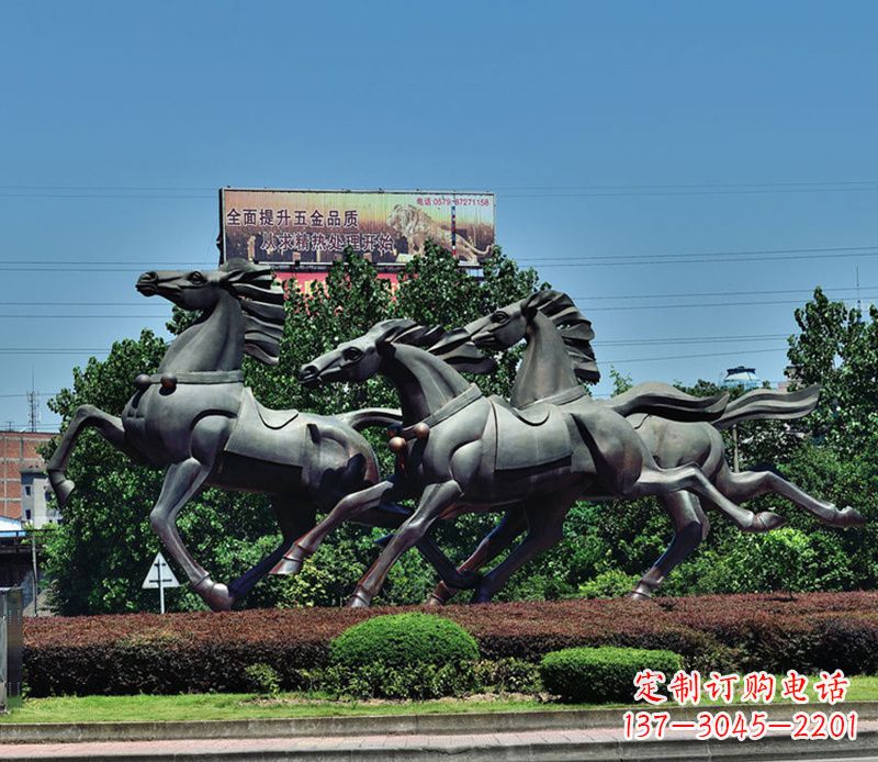 安阳非凡运动,街边奔马铜雕塑