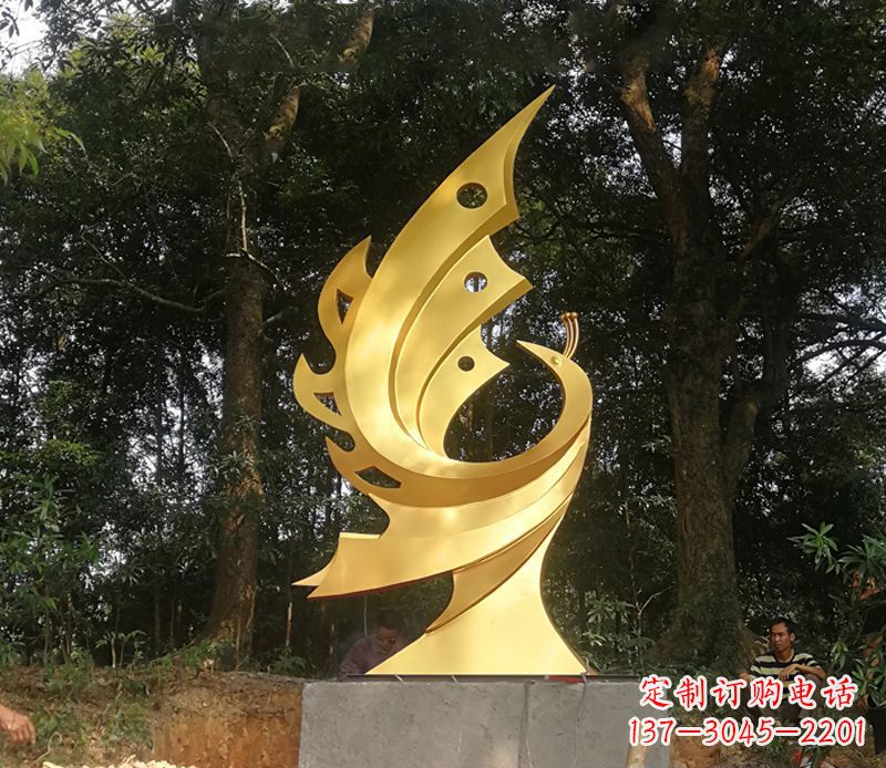 安阳以古典风格演绎不锈钢凤凰雕塑