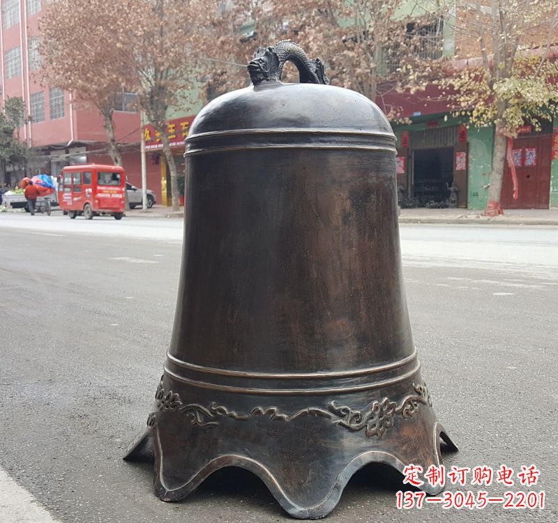 安阳铜钟雕塑:精致美观的景观艺术
