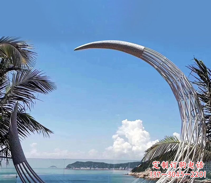 安阳无比耀眼的不锈钢月亮雕塑