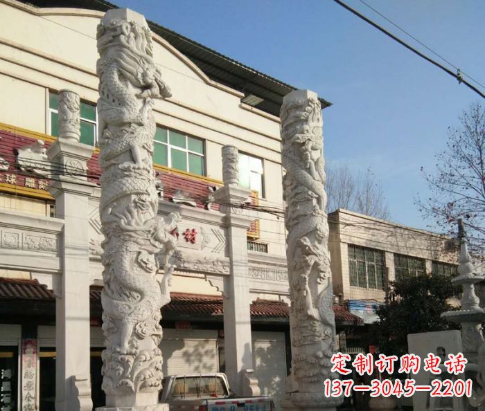 安阳汇聚古灵神韵的大理石龙柱雕塑