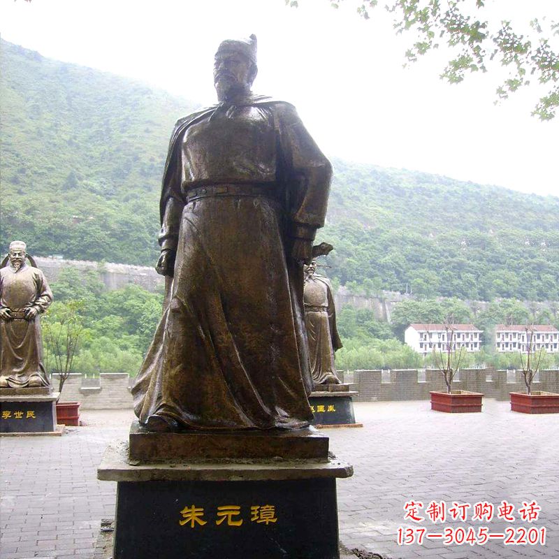 安阳传承古代荣耀,朱元璋帝王铜雕塑像