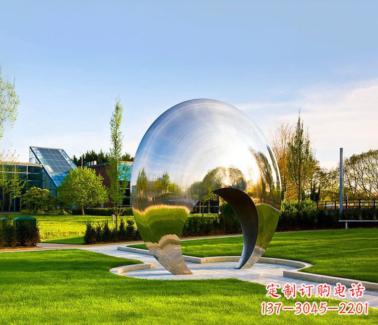 安阳金色门楣的精美镜面拱门雕塑
