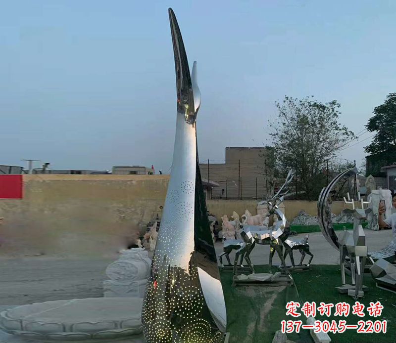 安阳高雅优雅,中领雕塑定制不锈钢抽象天鹅雕塑