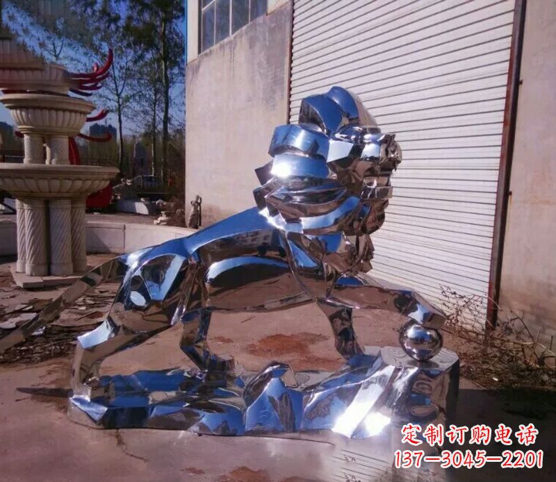 安阳中领雕塑推出的不锈钢狮子雕塑,极具艺术价…