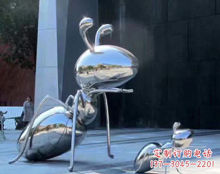 安阳不锈钢蚂蚁雕塑,抛光镜面,精致精美