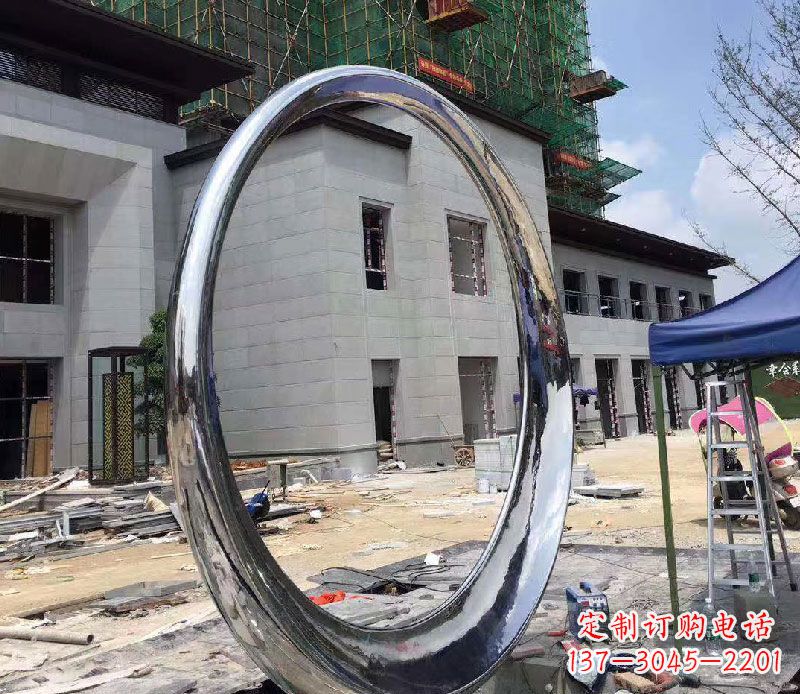 安阳精致典雅的镜面不锈钢圆环雕塑