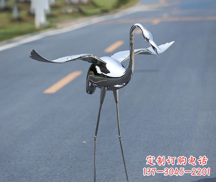 安阳中领雕塑:酒店装饰精美仙鹤雕塑