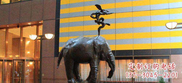 安阳浪漫海洋,荡漾着尊贵的威严——大象雕塑